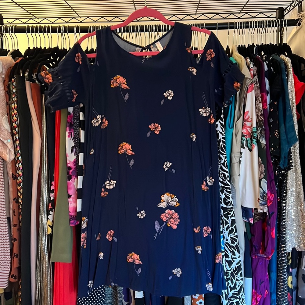 Exposed shoulder dress